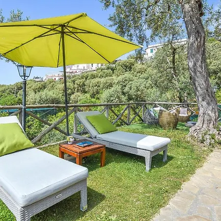 Maggie's Paradise Sorrento